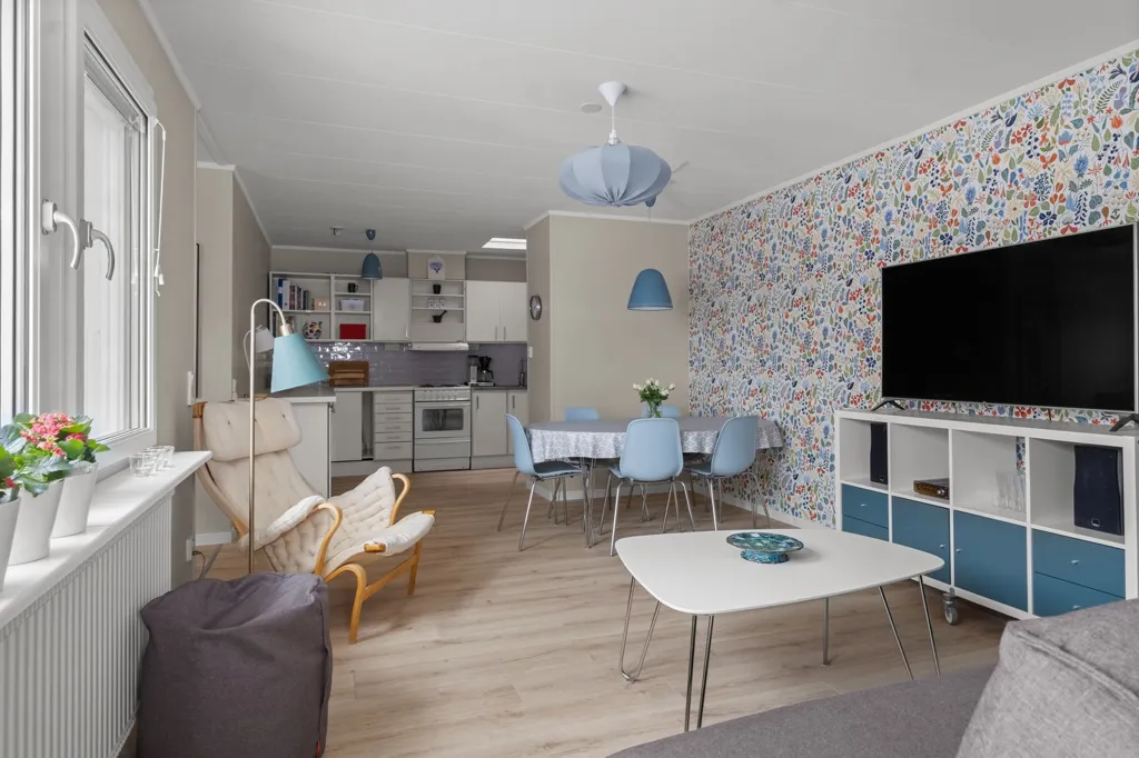 Elutuba - Apartment with Balcony in Öringe