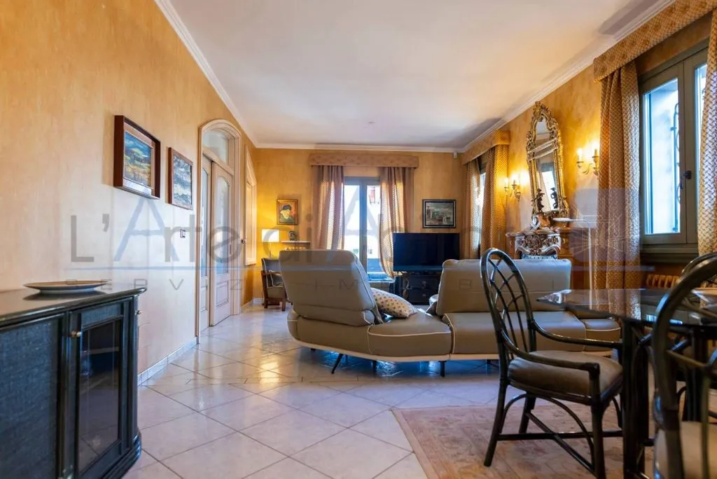 Elutuba - Luxury Villa with Private Garden in Oppeano