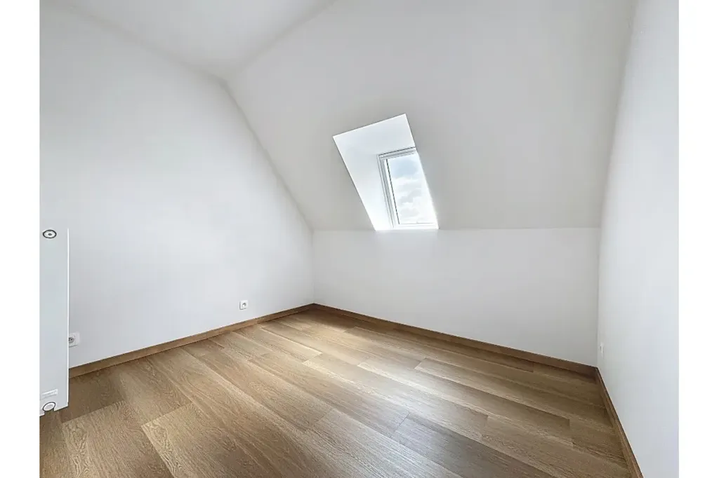 Stanze - Renovated Duplex Apartment in Tournai