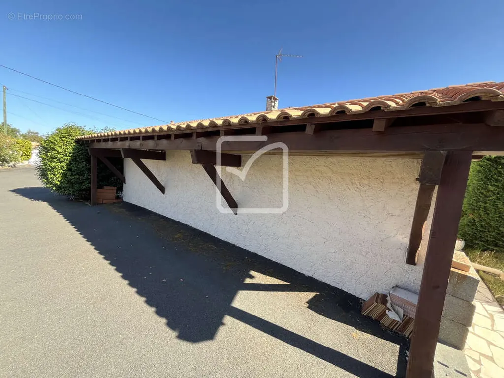 Exterior - Landais-Style Villa with Garden in Ares