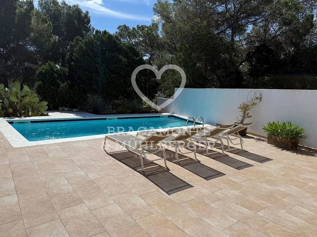 Bassein - Chalet with Pool and Terrace in San Carlos