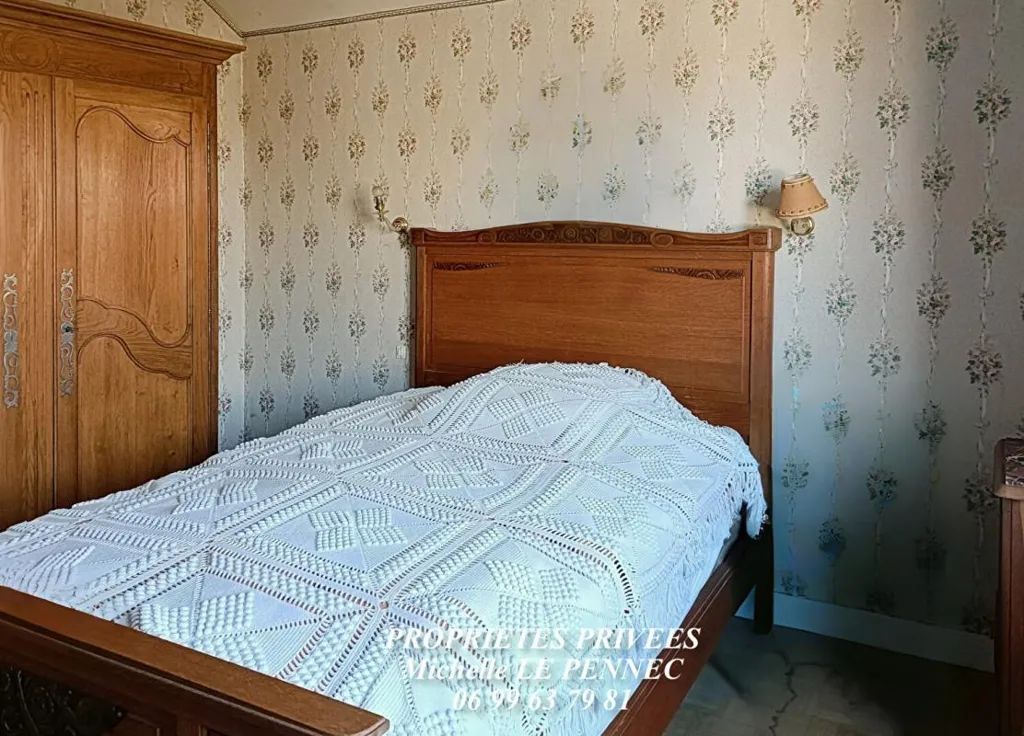 Chambres - Maison avec Jardin et Garage à Sermaises