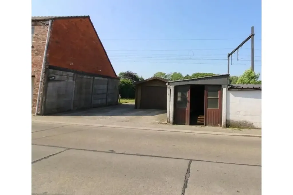 Välivaade - 1965 House with Garage in Opwijk