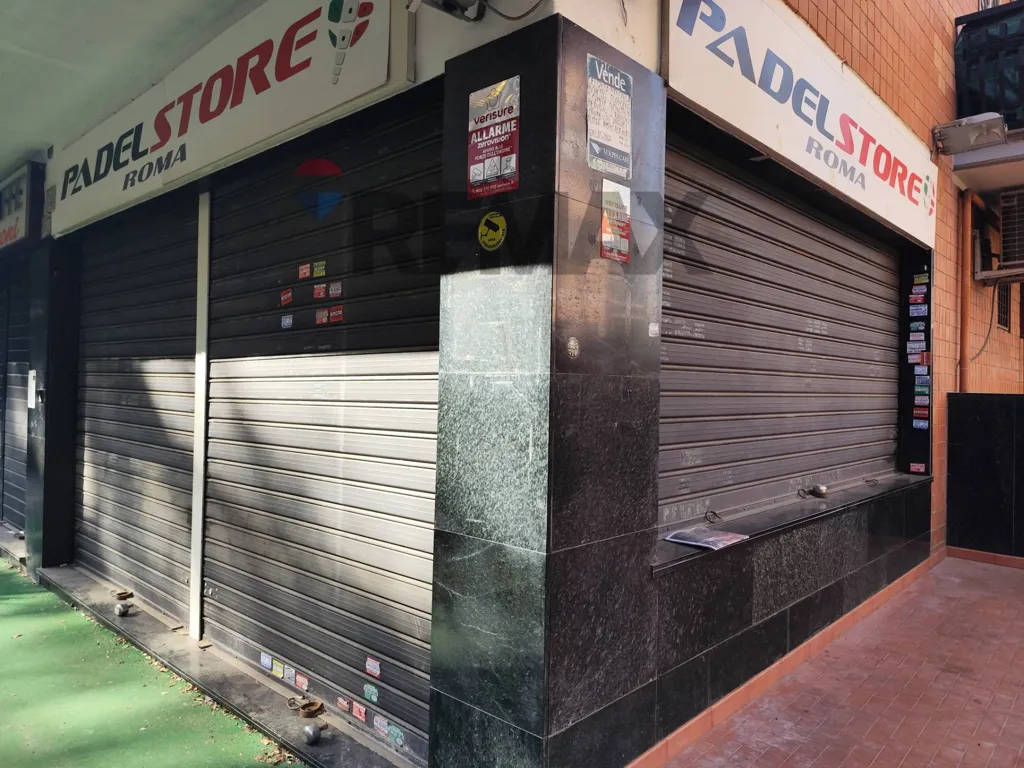 Välivaade - Commercial Space with High Visibility in Fleming, Rome