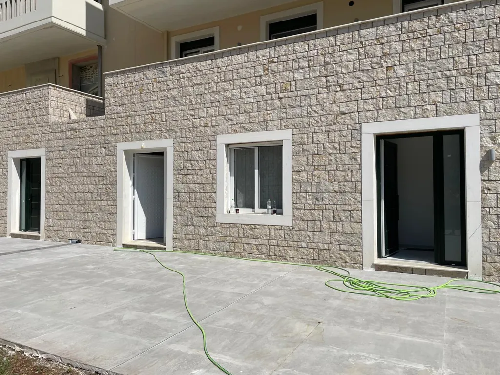2-toaline korter asukohas Corfu