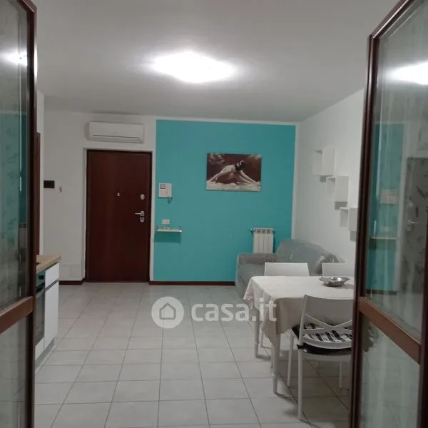 Salle à manger - Modern Studio with Balcony in Vigevano