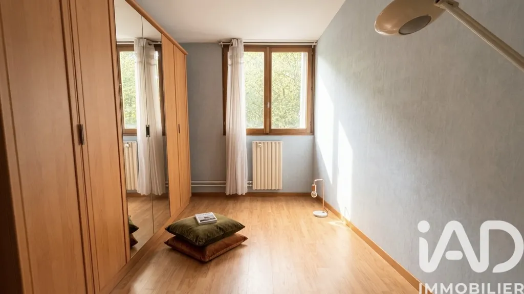 Chambres - Appartement T4 avec Balcon à Lormont