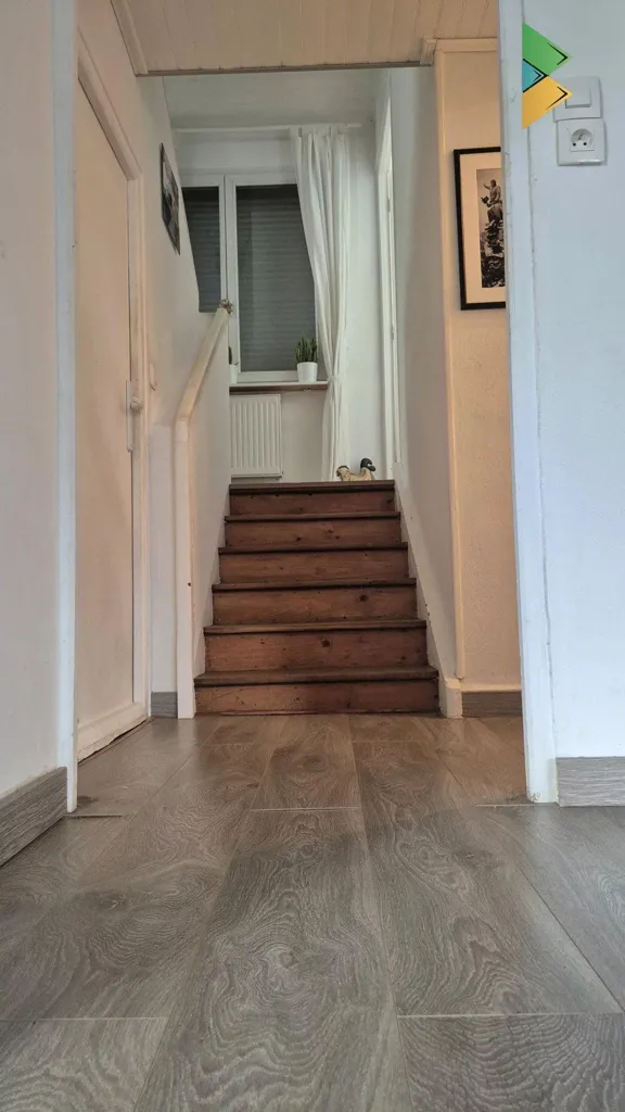hallway_entrance