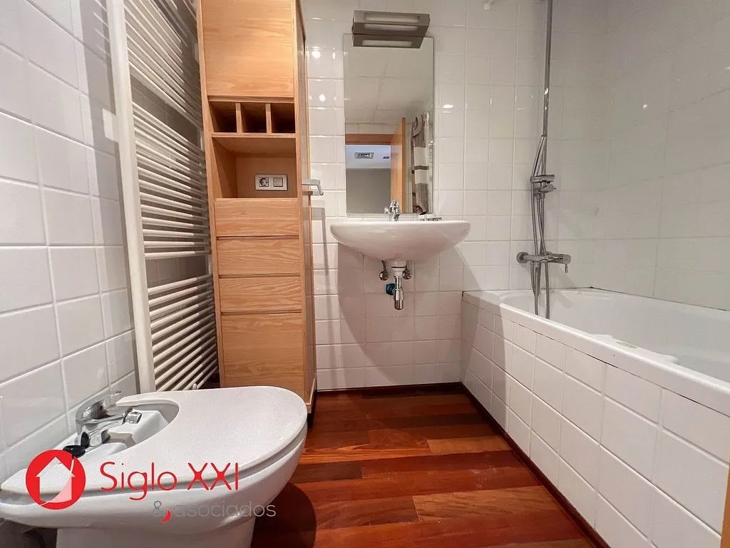 Vannitoad - Terraced House with Balcony in La Vila-Darremur