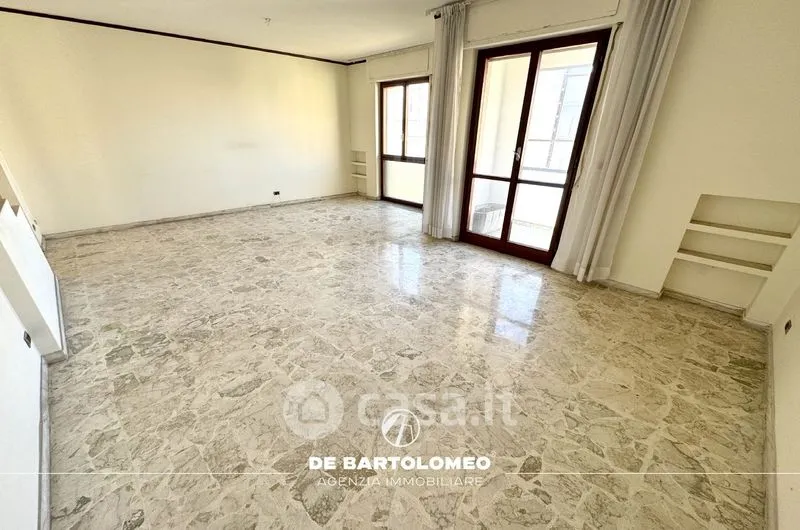Elutuba - Panoramic Apartment with Balcony in Taranto