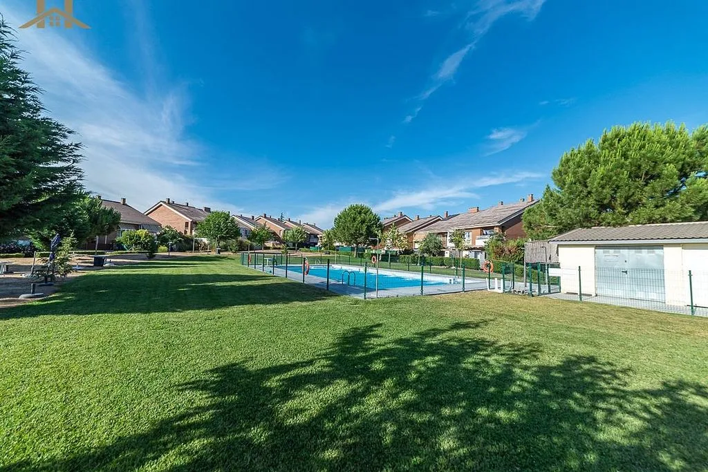 Jardin - Apartment with Pool and Terrace in Illescas