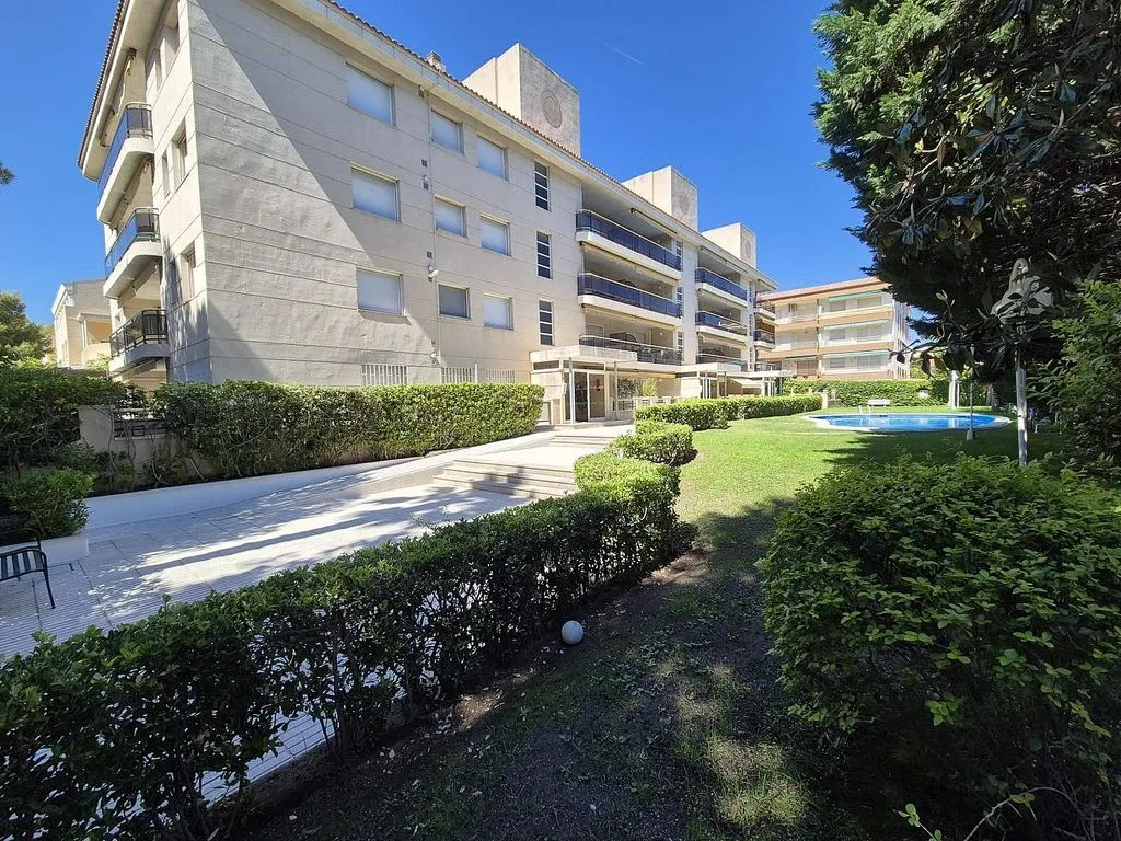 Jardin - Apartment with Pool and Terrace in Coma-Ruga