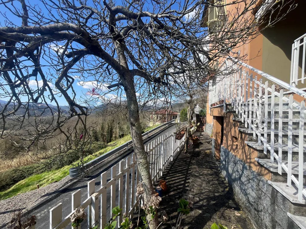 Balcon - Ristrutturated House with Panoramic View in Beverino