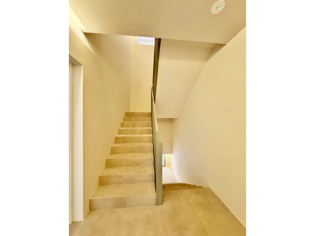 Rooms - Modern Flat with Balcony in Pere Garau