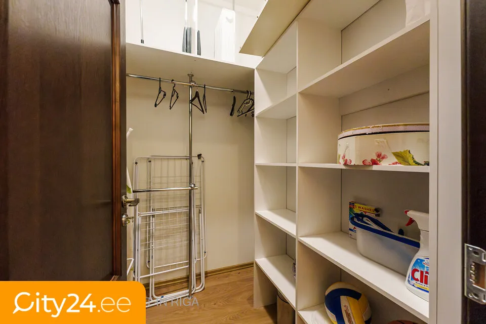 Stanze - 3-Bedroom Apartment in Riga Centre