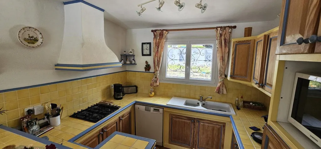 Cuisine - Villa au Calme avec Piscine à Roquebrune Sur Argens