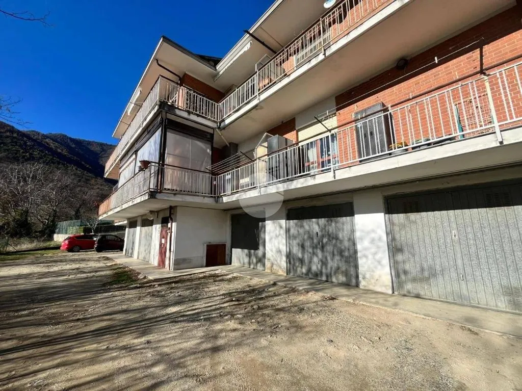 Välivaade - Modernised 2-Bed Flat with Panoramic View in Val della Torre