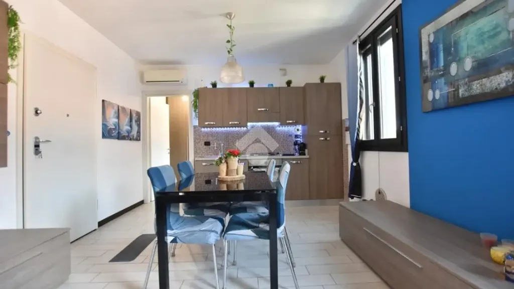 Dining Room - Studio Flat with Balcony in Vignate