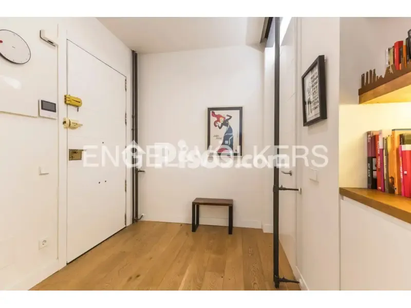 Entrée - Apartment with Balcony in Chamberí