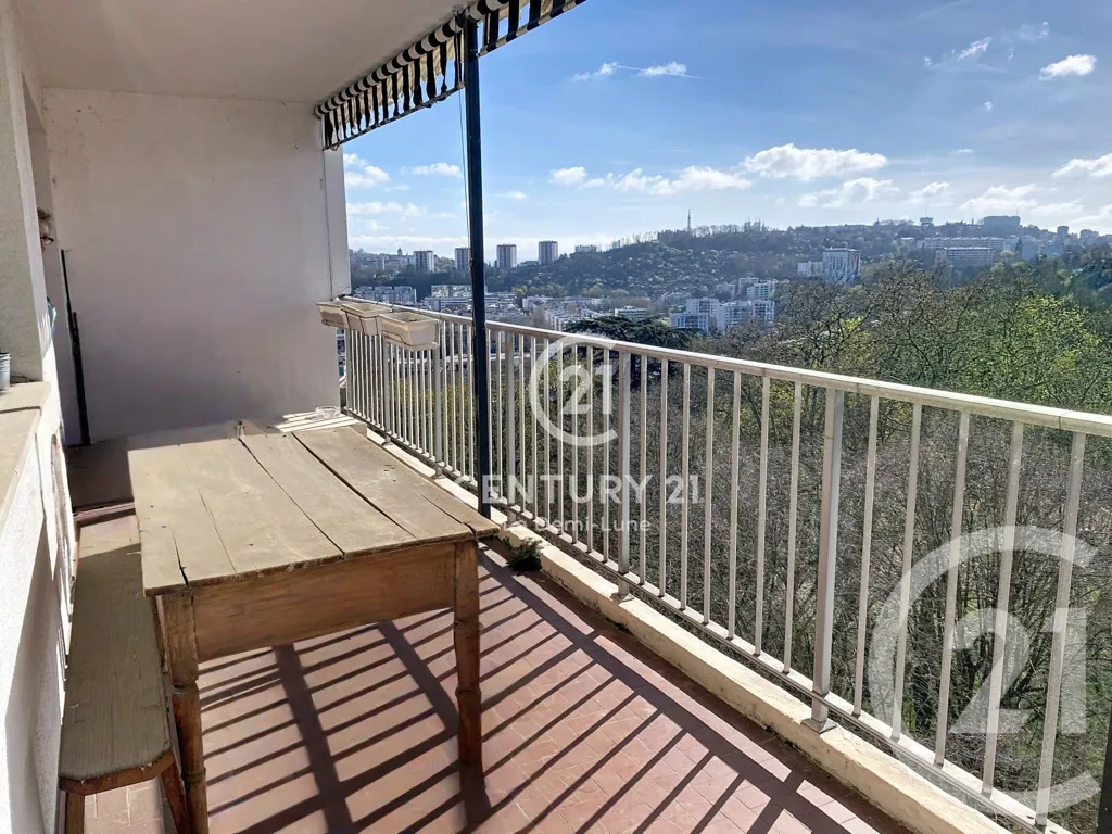 Balcon - Appartement 5 Pièces avec Balcon Vue sur Fourvière à Lyon 9e
