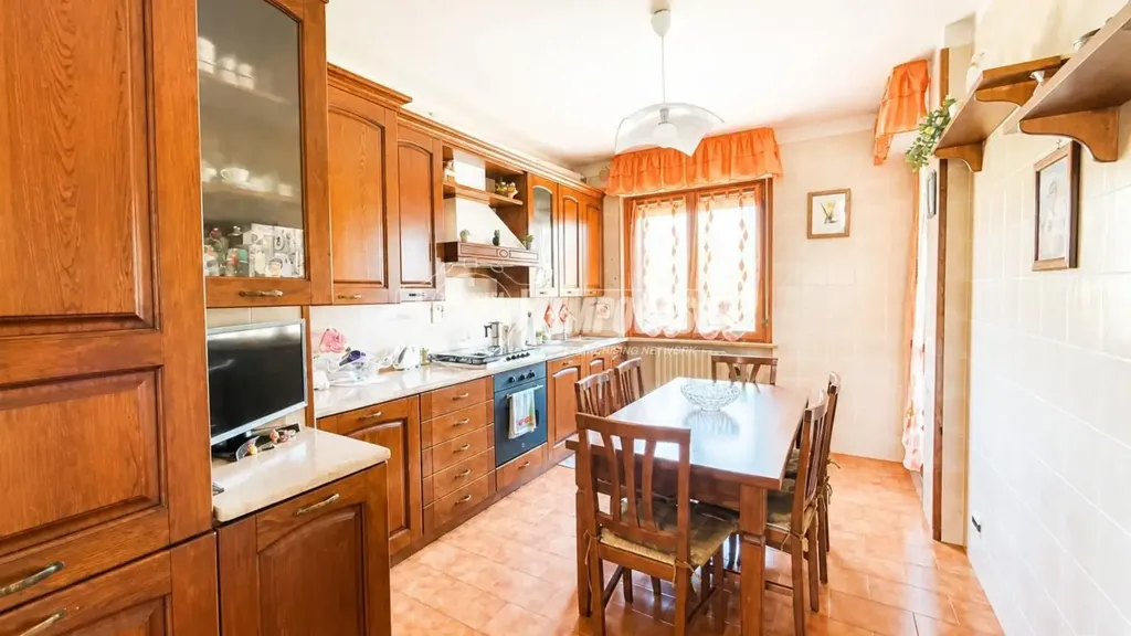 Söögituba - Apartment with Balcony in Asti