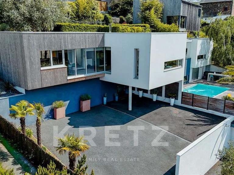 Exterior - Architect-designed Villa with Pool in Saint-Brieuc