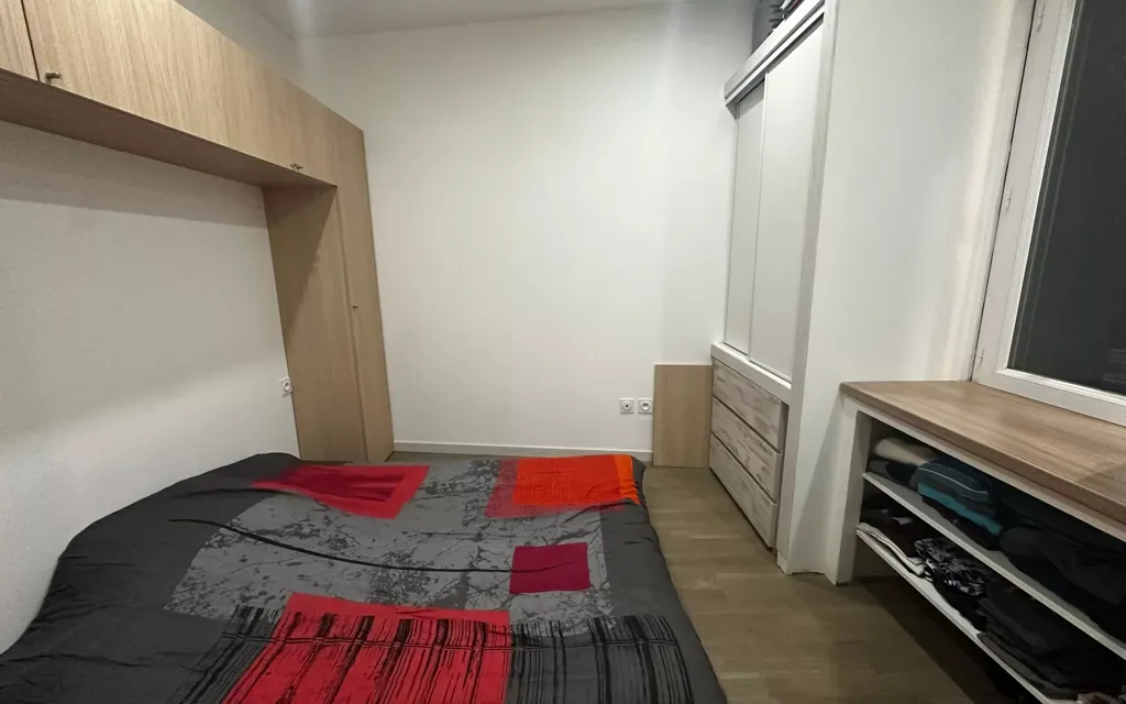 Chambres - Studio Rénové avec Cuisine Équipée à Triel-sur-Seine