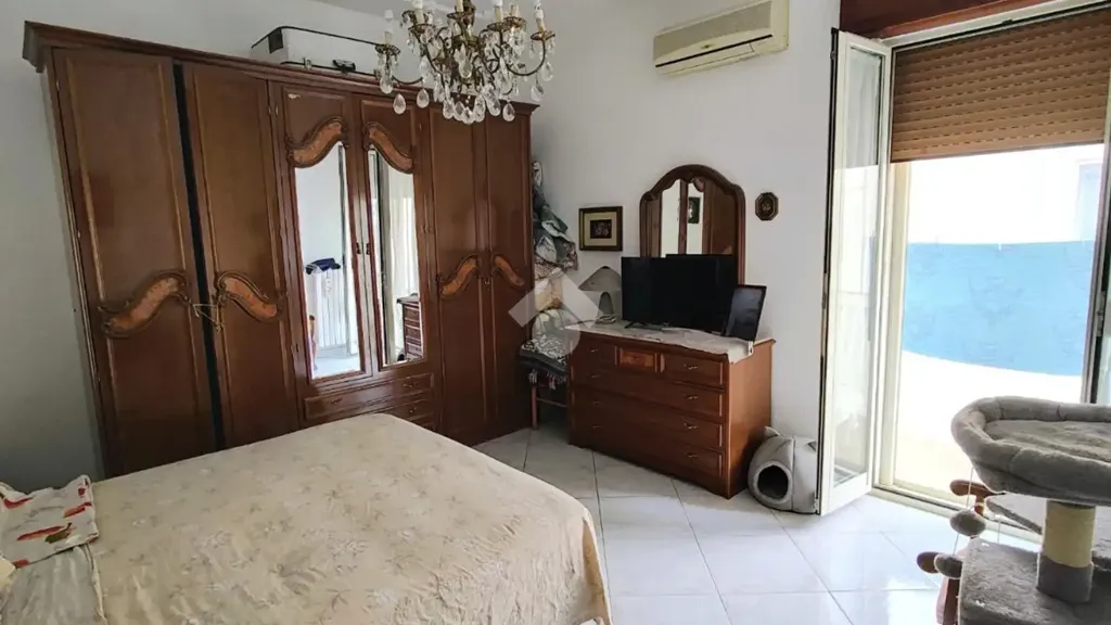Chambres - Bright Apartment with Balcony in Foggia Centre