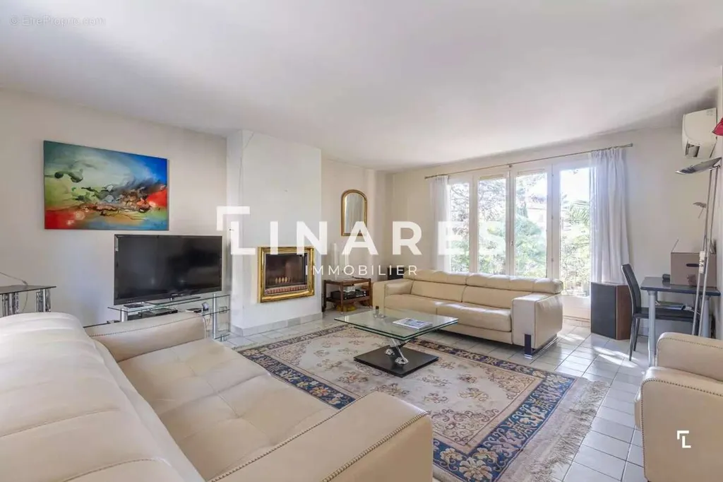 Séjour - Villa T4 avec Jardin au Parc des 7 Collines