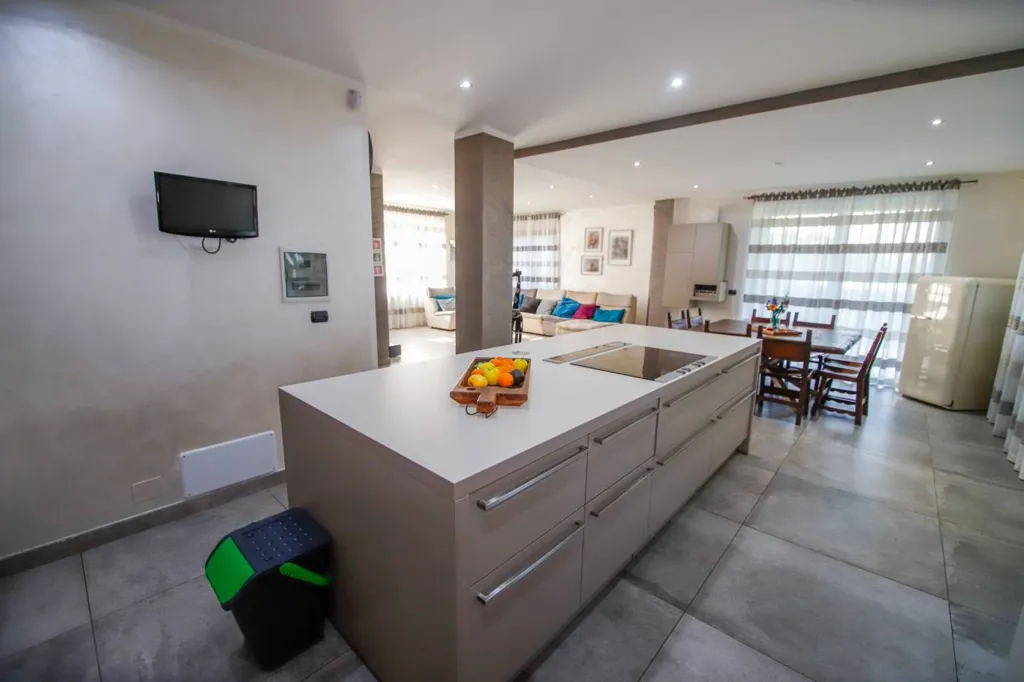 Cuisine - Modern Villa with Private Garden in Lombardore