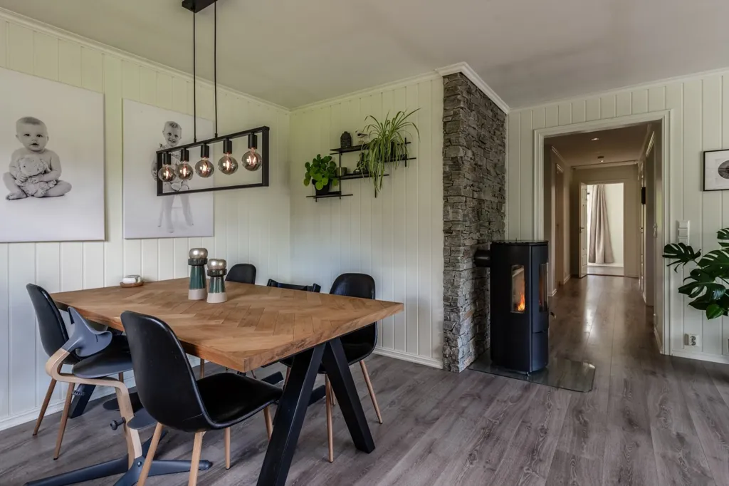Salle à manger - Apartment with Holsfjorden View in Norway