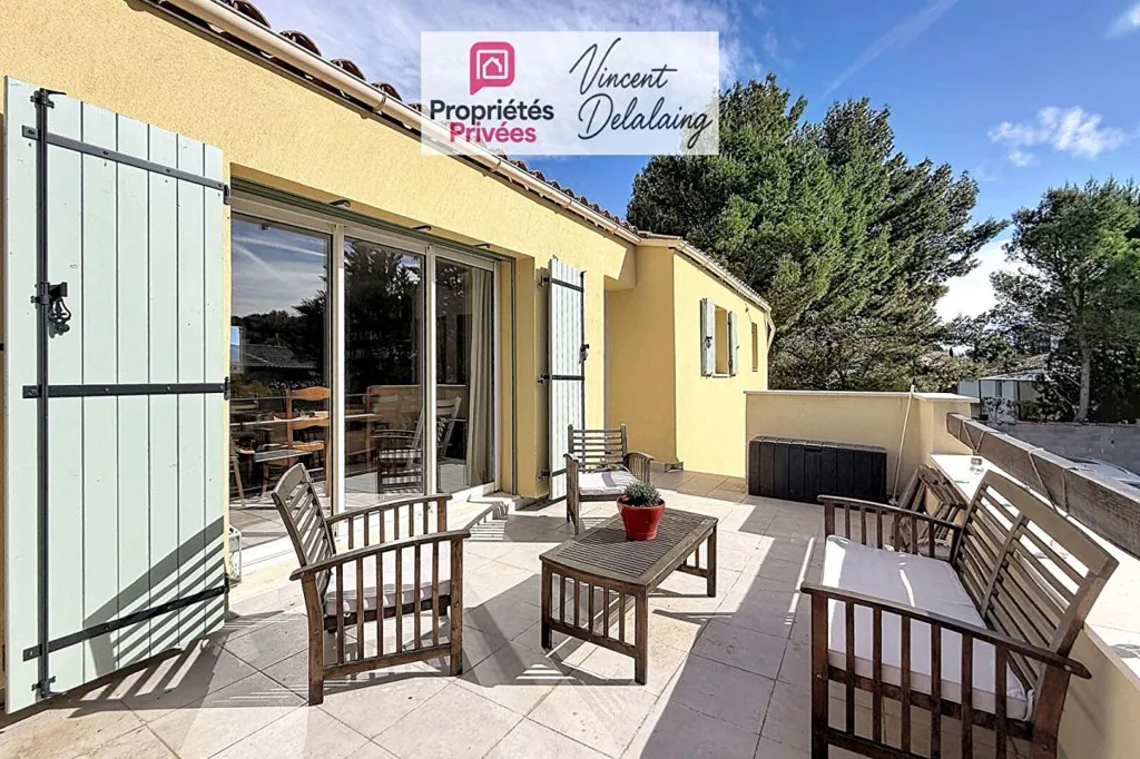 Terrasse - Maison Luxueuse avec Vue sur le Luberon à Pertuis