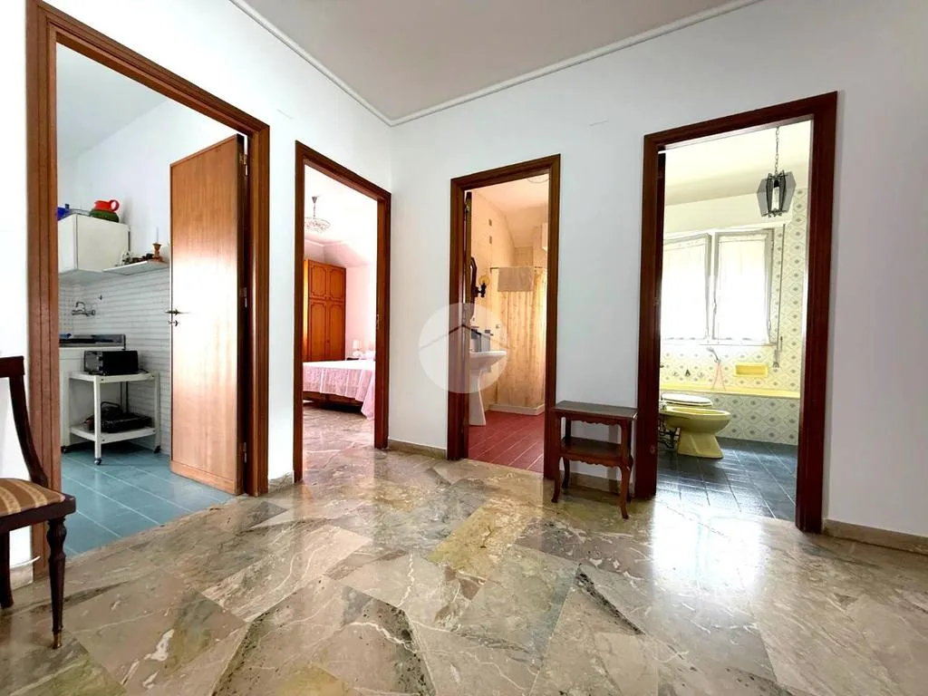 Esik - Apartment with Panoramic View in Palermo