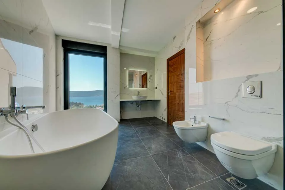 Salles de bain - Maison 5 chambres à Tivat