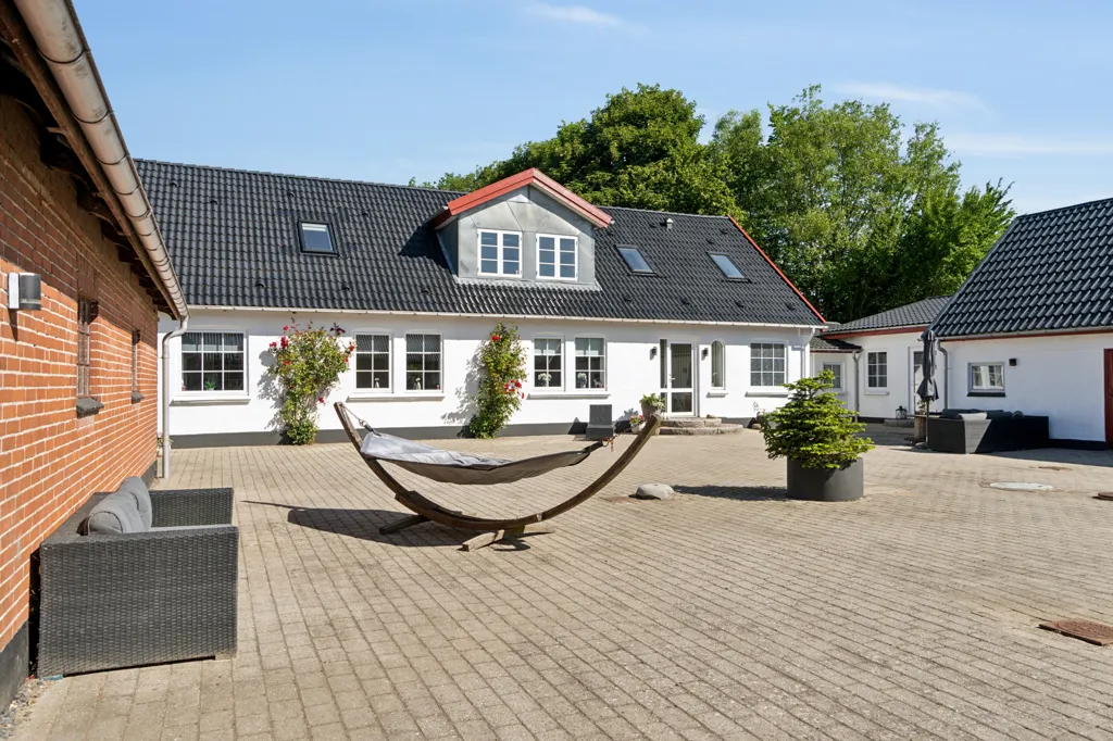 Jardin - Renovated Farmhouse with Equestrian Facilities in Vejle