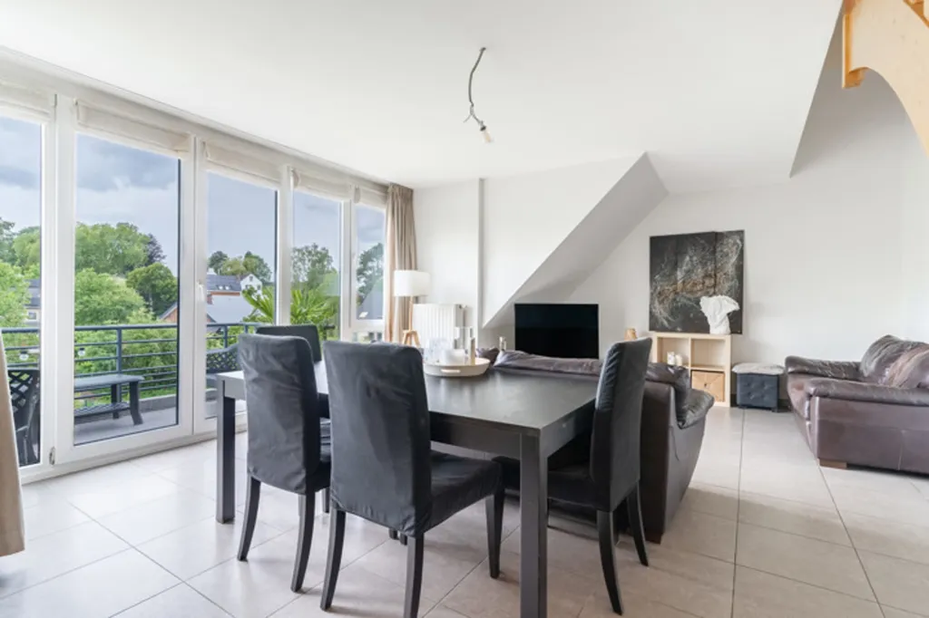 Sala da pranzo - Duplex with Terraces in Ottignies-Louvain-La-Neuve