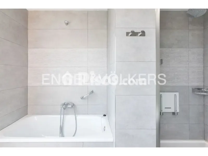 Salles de bain - Reformed Apartment with Pool in Salamanca