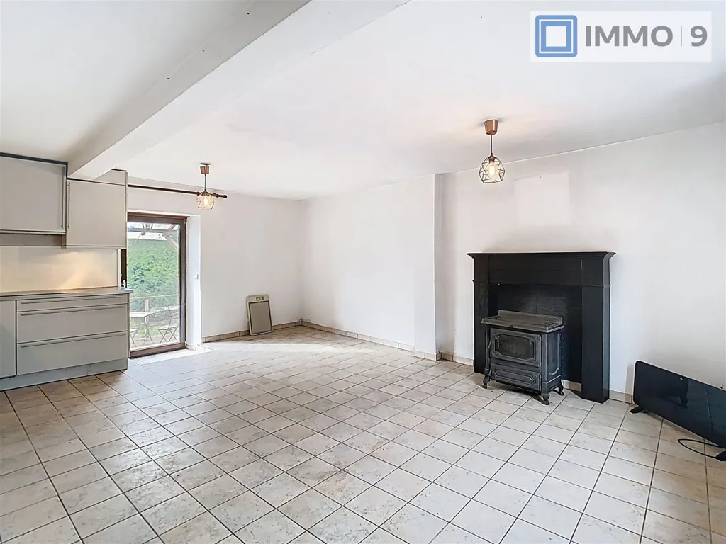 Elutuba - Restoration-Ready House with Garden in Andenne