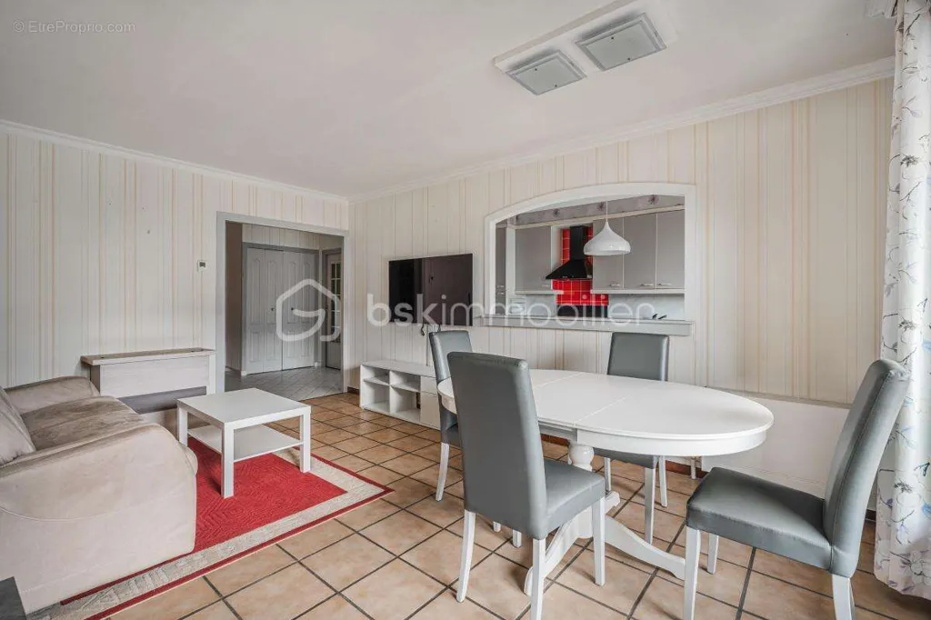 Söögituba - Bright T4 Apartment with Balcony in Grenoble