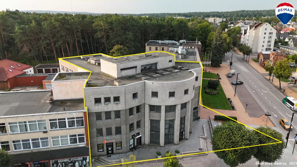 Õhuvaade - Commercial Building with Rotunda View in Alytus Centre