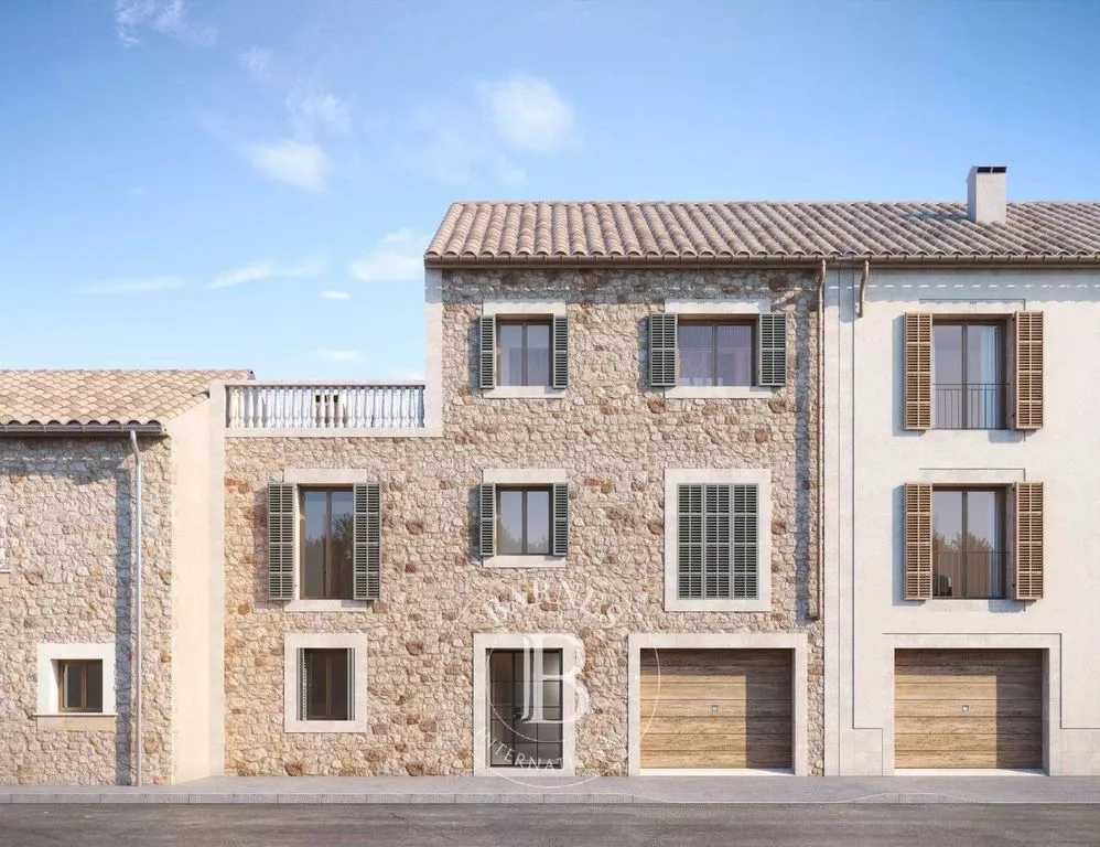 Luxury Townhouse with Pool in Santanyí