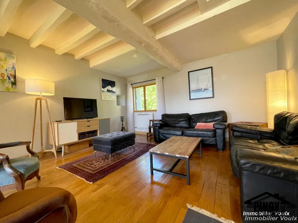 Elutuba - Charming Longère with Guest House in Diant