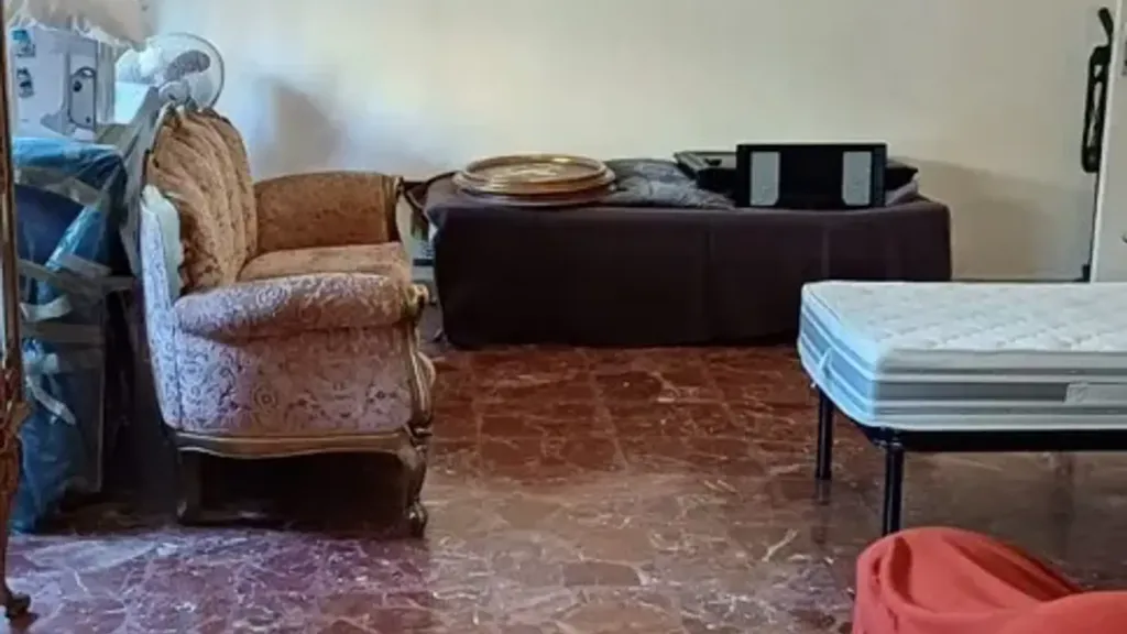 Magamistoad - Spacious Rental Flat with Veranda in Brindisi