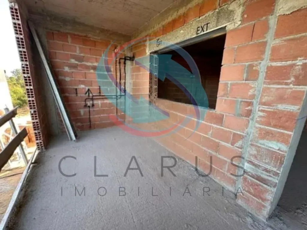 Toad - Luxury Duplex Flat with Suite in Seixal