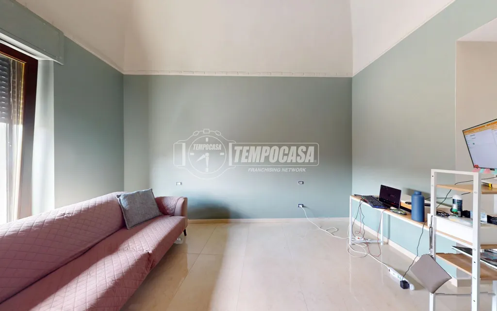 Elutuba - Duplex with Private Parking in Aversa