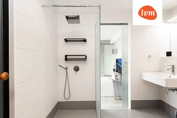 Salles de bain - Appartement 2 pièces à Pärnu