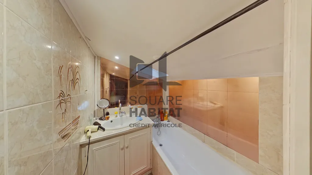 Bathrooms - Character House with Studio in Chinon