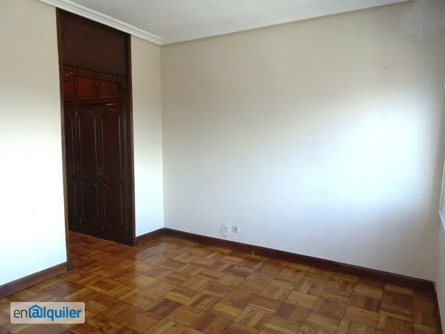 Toad - Apartment with Parking in Gijón Centre