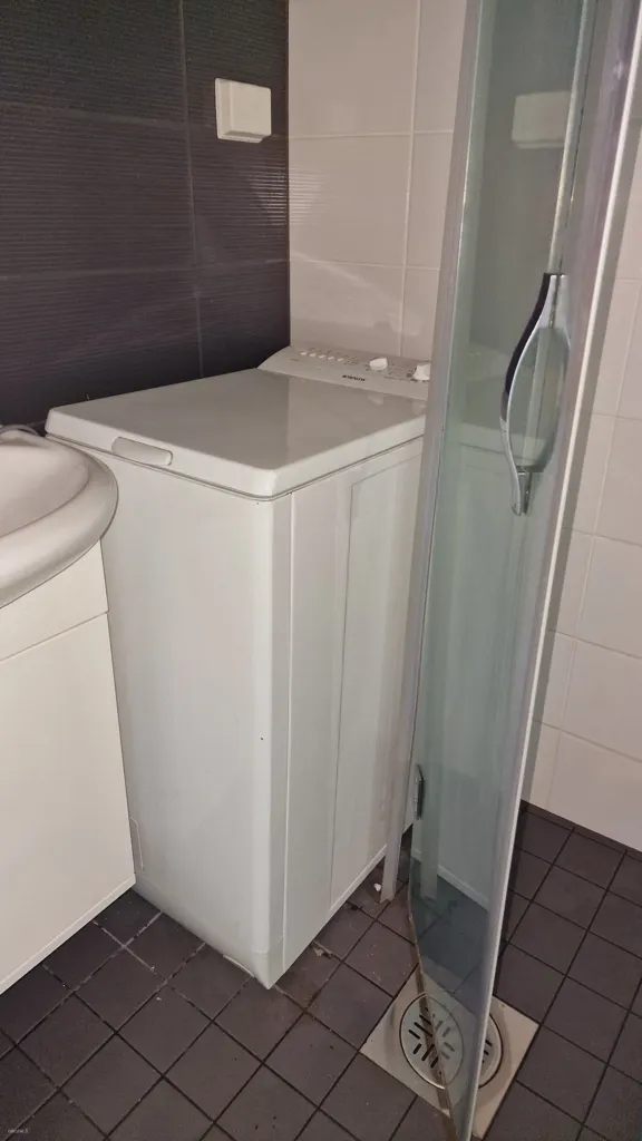 Salles de bain - Studio Flat with Balcony in Savilahti, Mikkeli
