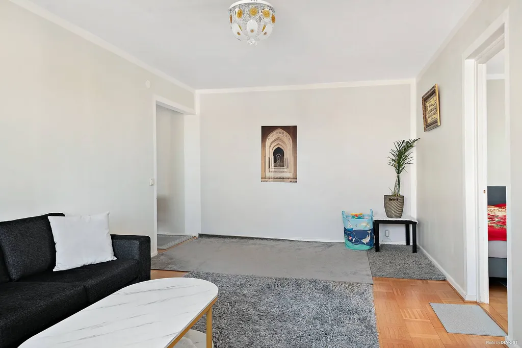 Living Room - Charming Apartment with Balcony in Almhög
